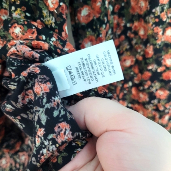 Nwt Maurices long sleeve floral print  blouse With Lace Details  size S - Picture 2 of 12